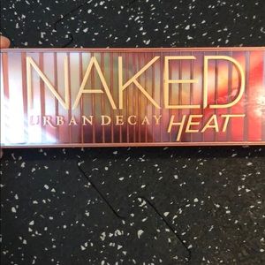 Urban decay naked heat palate